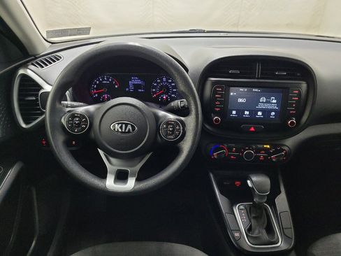 Used 2020 Kia Soul S image 22