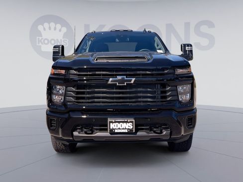 New 2026 Chevrolet Silverado 2500 Custom w/ Custom Value Package image 10