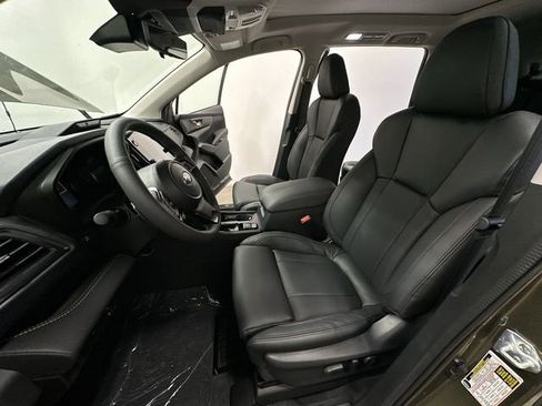 Certified 2025 Subaru Ascent Bronze Edition image 18