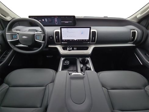 New 2026 Ford Expedition Max Active image 9