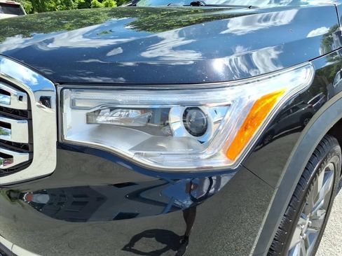 Used 2018 GMC Acadia SLT AWD/4WD image 2
