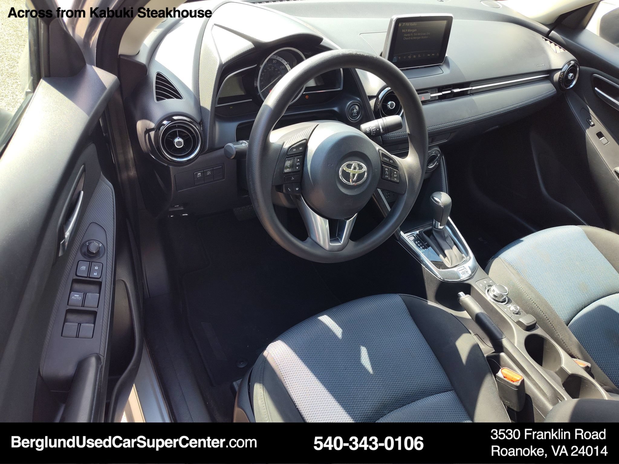 Used 2017 Toyota Yaris iA FWD image 17