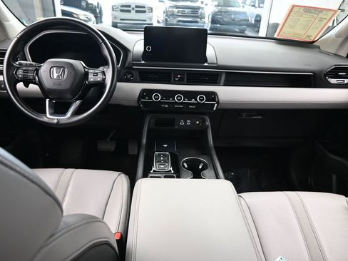 Used 2023 Honda Pilot EX-L image 40