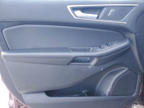 Used 2024 Ford Edge SEL image 10