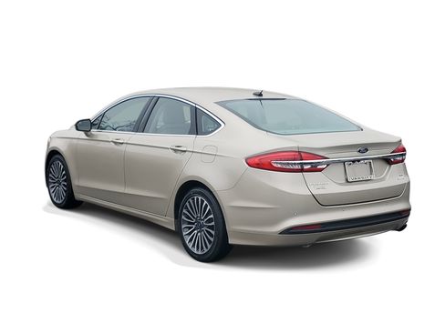 Used 2018 Ford Fusion SE w/ Fusion SE Technology Package image 4