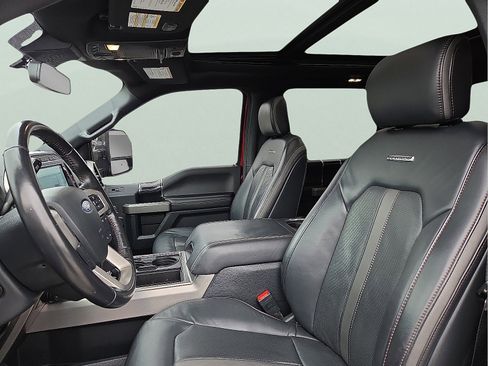 Used 2022 Ford F350 Platinum w/ Tremor Off-Road Package image 13