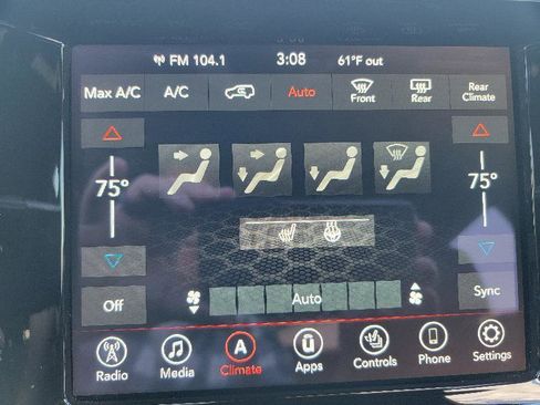 Used 2022 Dodge Durango GT image 17