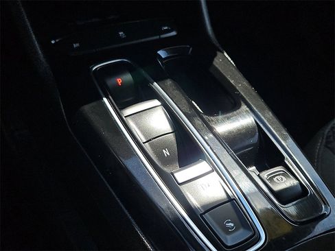 Certified 2022 Chevrolet Bolt EUV LT image 24