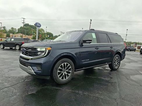 New 2025 Ford Expedition Max Platinum image 3