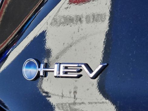 Used 2025 Toyota Camry XLE FWD image 23