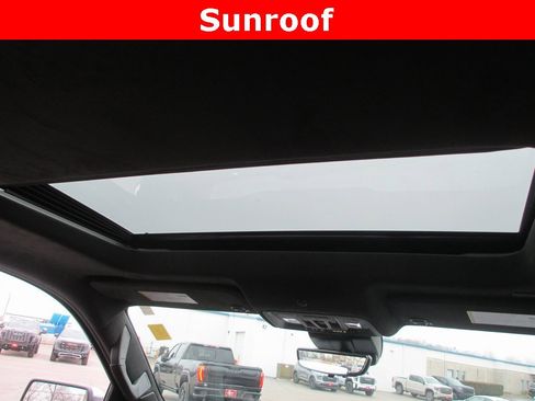 Used 2026 GMC Sierra 1500 Denali Ultimate image 17