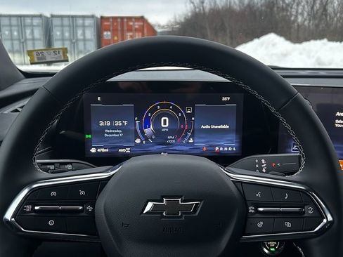 New 2026 Chevrolet Traverse Z71 w/ Driver Confidence Package image 23