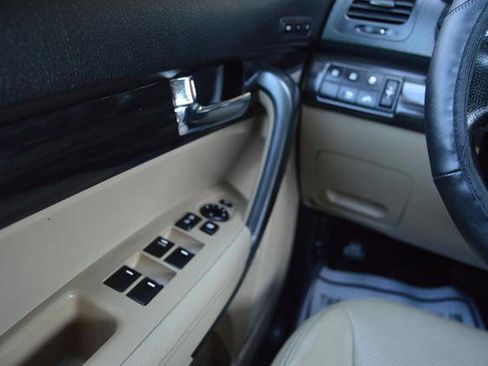 Used 2013 Kia Sorento EX w/ Premium Plus Pkg image 57