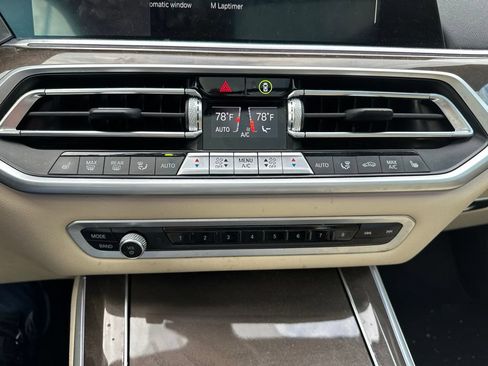 Used 2022 BMW X5 xDrive40i w/ Premium Package AWD/4WD image 18
