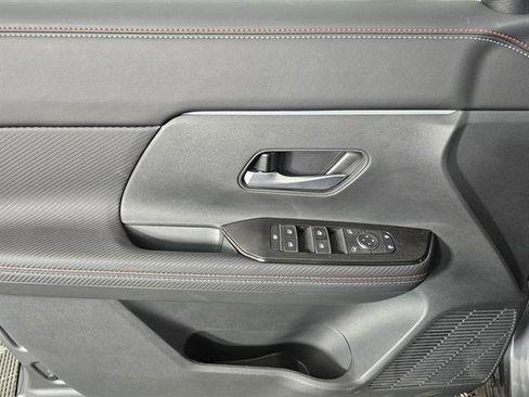 New 2026 Nissan Kicks SR w/ SR Premium Package image 37