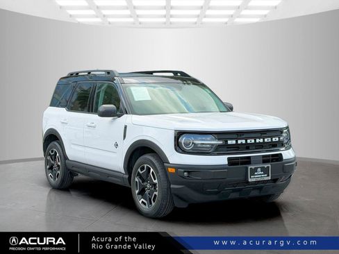 Used 2023 Ford Bronco Sport Outer Banks w/ Tech Package image 1