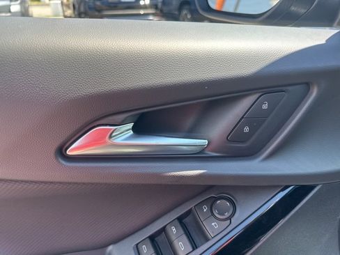 New 2026 Chevrolet Equinox LT w/ Convenience Package II image 12