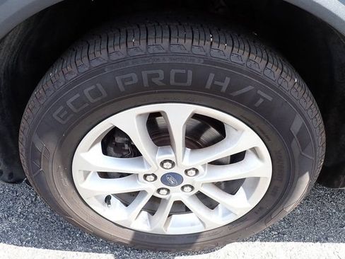 Used 2022 Ford Escape SE AWD/4WD image 13