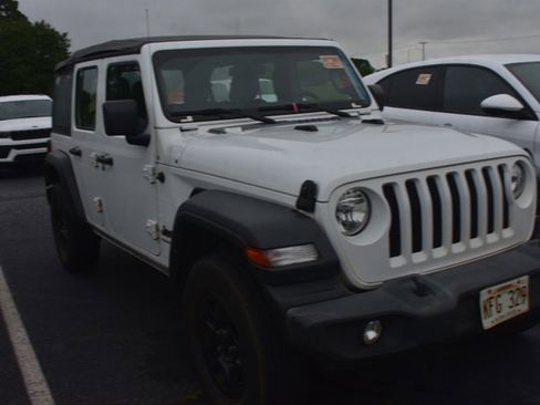 Used 2023 Jeep Wrangler Unlimited Sport AWD/4WD image 3