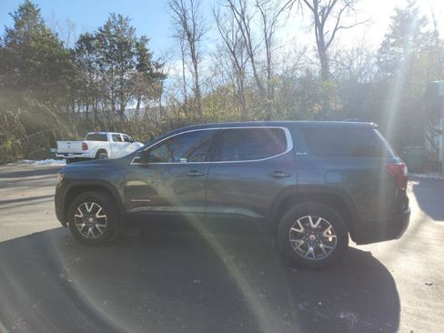 Used 2020 GMC Acadia SLE image 4