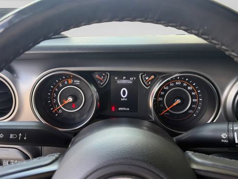 Certified 2022 Jeep Gladiator Sport AWD/4WD image 23