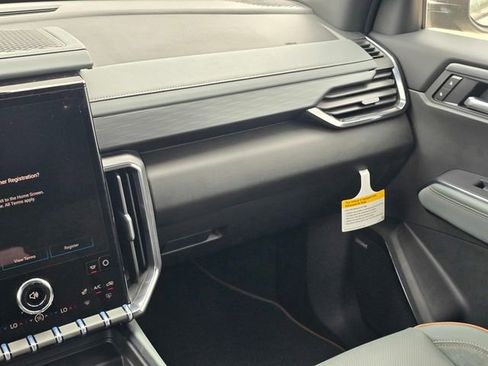 New 2026 GMC Acadia AT4 image 17