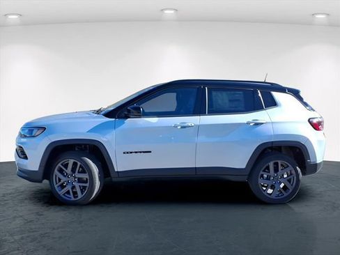 New 2026 Jeep Compass Limited AWD/4WD image 5