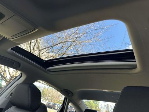 Used 2025 Honda Accord SE image 14