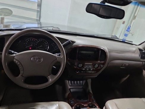 Used 2006 Toyota Sequoia Limited image 8