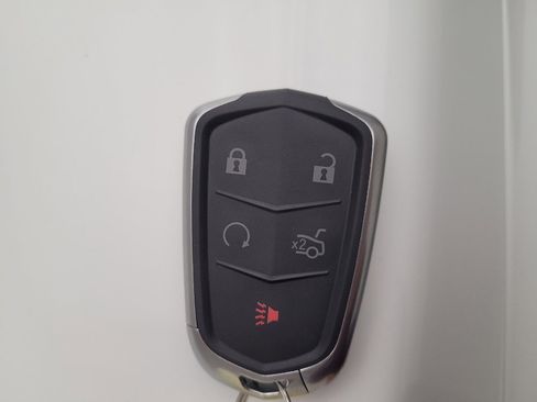 Used 2023 Chevrolet Equinox LT image 32