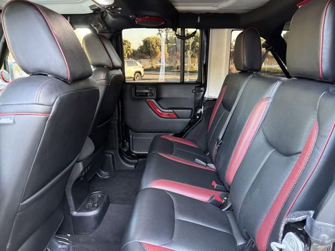 Used 2014 Jeep Wrangler Unlimited Sport w/ Quick Order Package 24S image 25