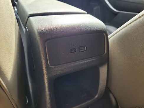 Used 2024 Chevrolet Trax ACTIV w/ Sunroof Package image 11