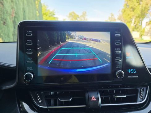 Used 2019 Toyota C-HR LE image 17