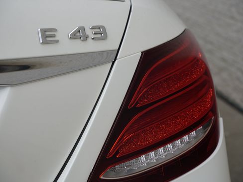 Used 2018 Mercedes-Benz E 43 AMG 4MATIC Sedan w/ Premium 2 Package image 7