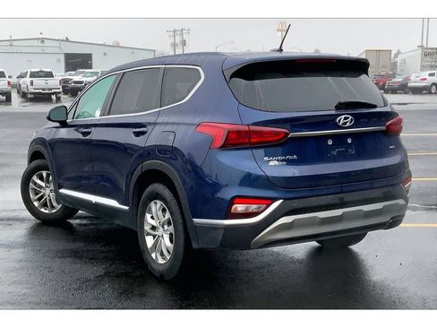Used 2020 Hyundai Santa Fe SE image 12