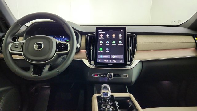 New 2026 Volvo XC90 T8 Plus w/ Protection Package Premier AWD/4WD image 26