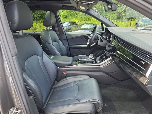 Used 2023 Audi Q7 3.0T Prestige AWD/4WD image 10
