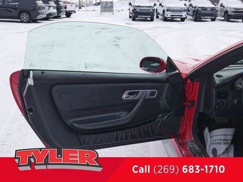 Used 2004 Mercedes-Benz SLK 230 image 19