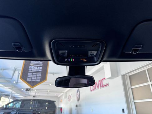 Certified 2023 Chevrolet Traverse LT w/ LPO, Floor Liner Package image 20