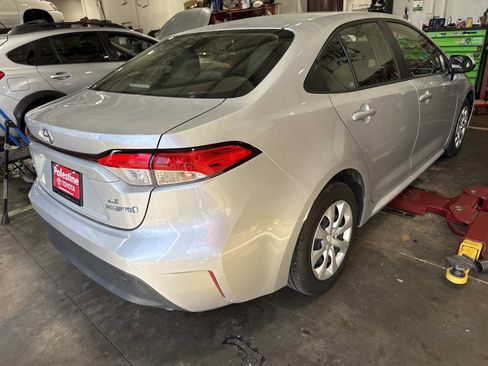 Used 2024 Toyota Corolla LE image 7