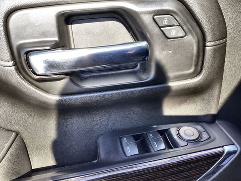 Used 2020 GMC Sierra 1500 Elevation w/ Elevation Value Package image 24