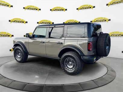 New 2025 Ford Bronco Badlands w/ Sasquatch Package