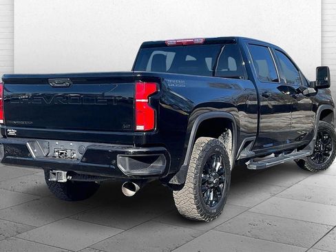 Used 2025 Chevrolet Silverado 2500 LT w/ Trail Boss Package image 17