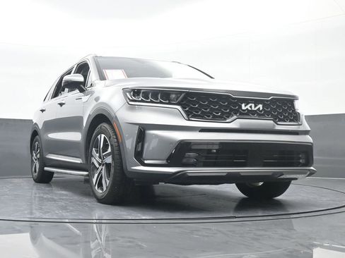 Used 2022 Kia Sorento EX w/ Panoramic Sunroof Package image 72