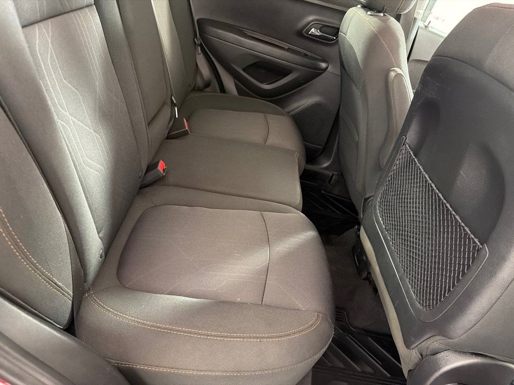 Used 2018 Chevrolet Trax LT FWD image 21