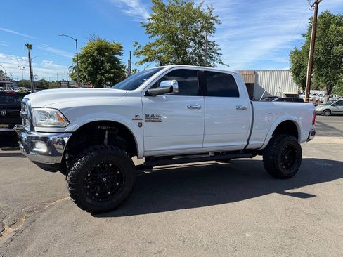 Used 2016 RAM 2500 Laramie w/ Convenience Group AWD/4WD image 40