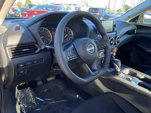 Used 2024 Nissan Sentra S image 15