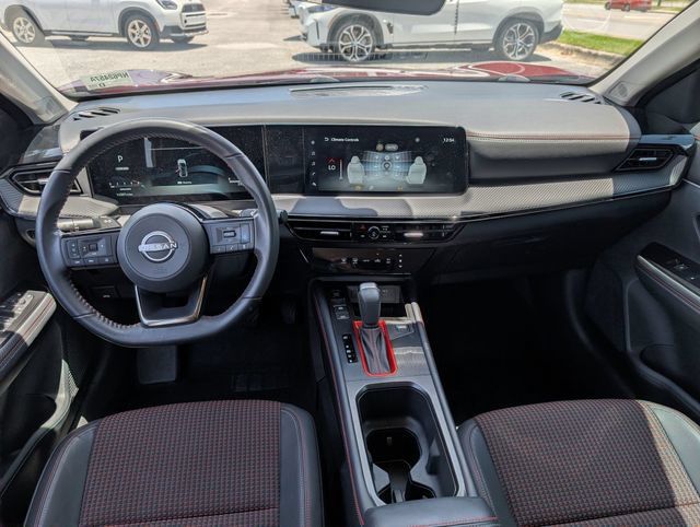 Used 2025 Nissan Kicks SR w/ Illumination Package AWD/4WD image 27