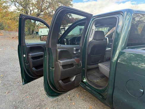 Used 2015 GMC Sierra 1500 SLE w/ SLE Value Package image 24