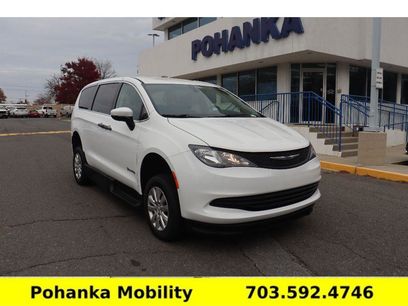 Used 2020 Chrysler Voyager L